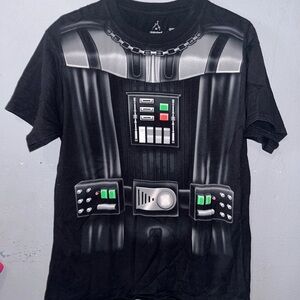 Darth Vader shirt size medium
